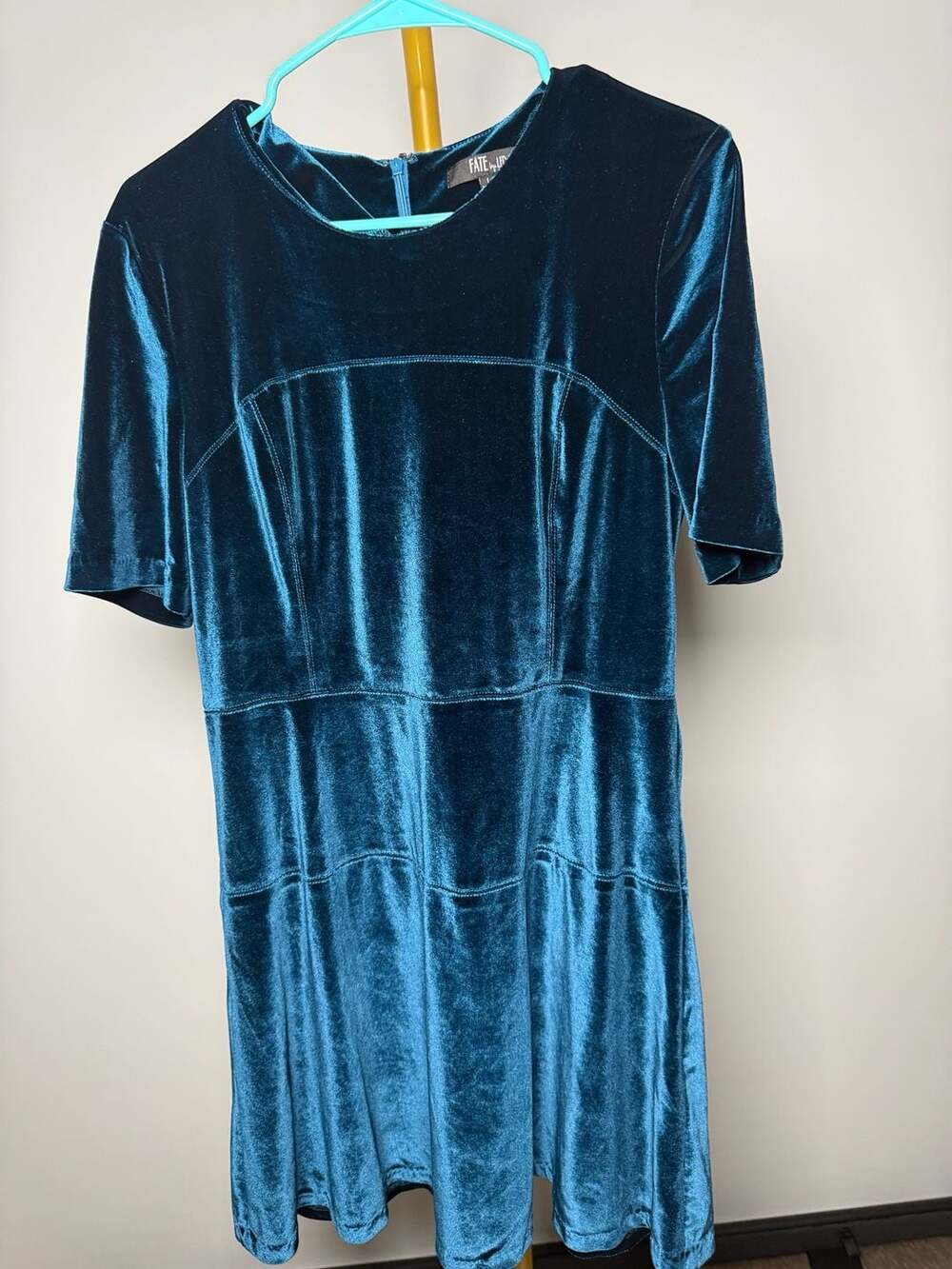 Fate by LFD Teal Velvet Mini Dress Size L Short Sleeve Tiered A-Line